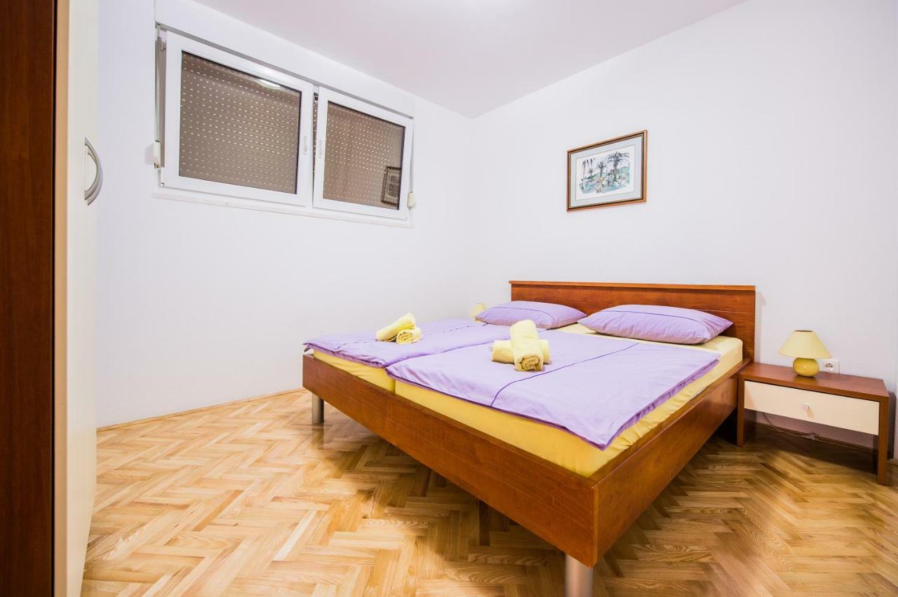 Apartmani Mila Podstrana Exterior foto